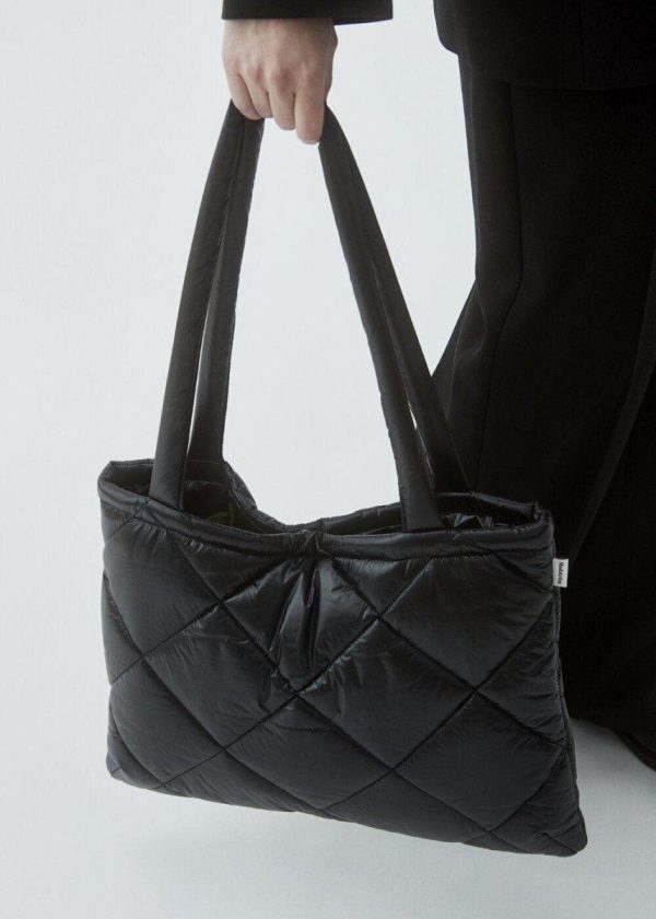 Line bag - Black For Sale